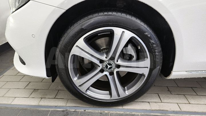 Mercedes Benz E Class 2019 — 5
