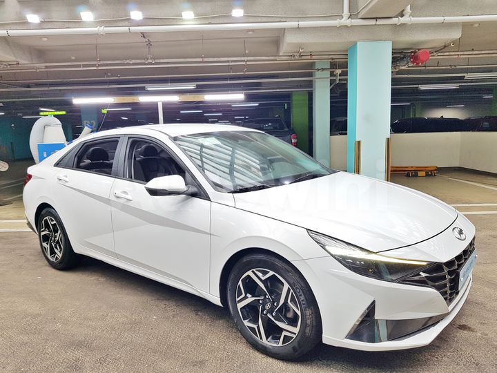 Hyundai Avante 2021 — 4
