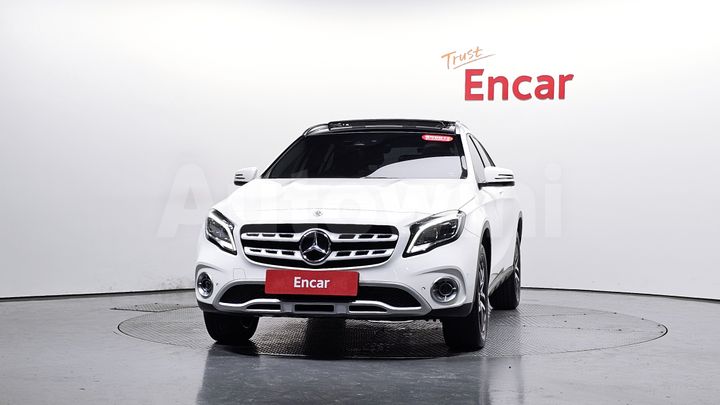 Mercedes Benz GLA Class 2019 — 2