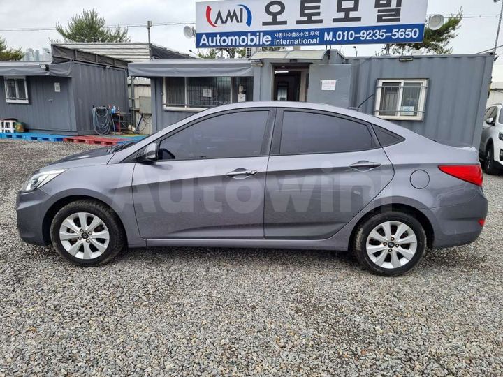 Hyundai Accent 2016 — 3