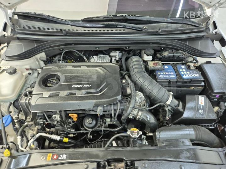 Hyundai Avante 2017 — 5