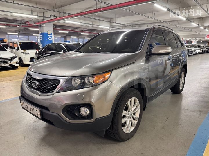 Kia Sorento 2011 KNAKU815BCA253303 — 2