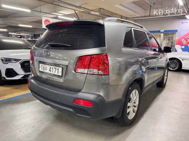 Kia Sorento 2011 KNAKU815BCA253303 — 4