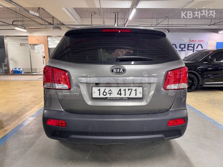Kia Sorento 2011 KNAKU815BCA253303 — 5
