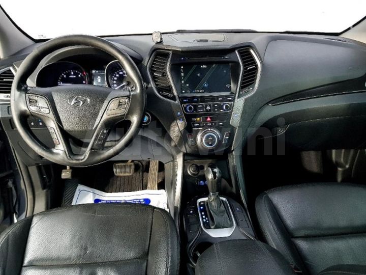 Hyundai SantaFe 2016 — 5
