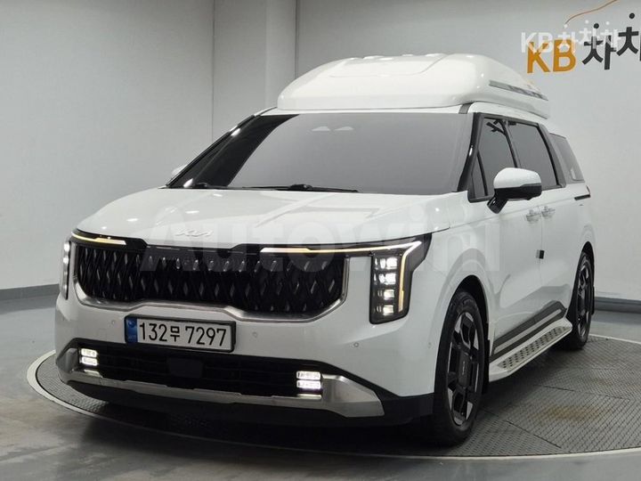 Kia Carnival 2025 — 4