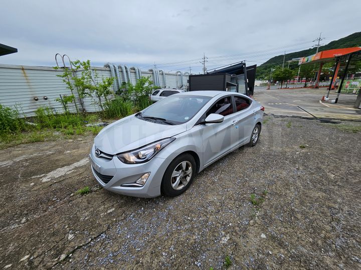 Hyundai Avante 2014 — 2