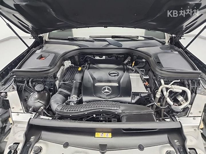 Mercedes Benz GLC Class 2019 — 5