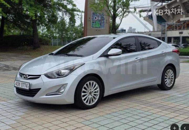Hyundai Avante 2014 — 2