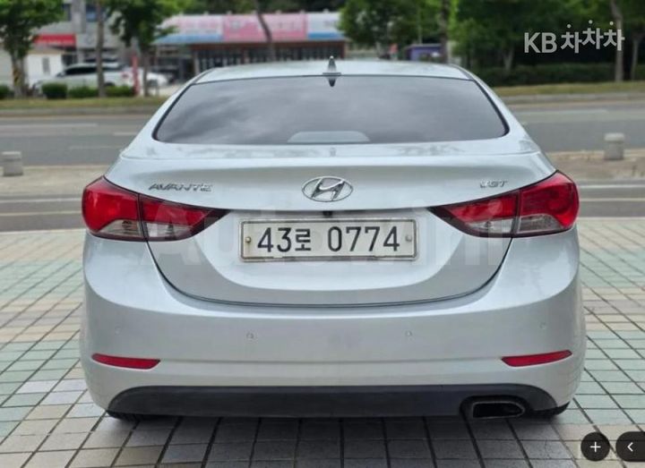 Hyundai Avante 2014 — 5