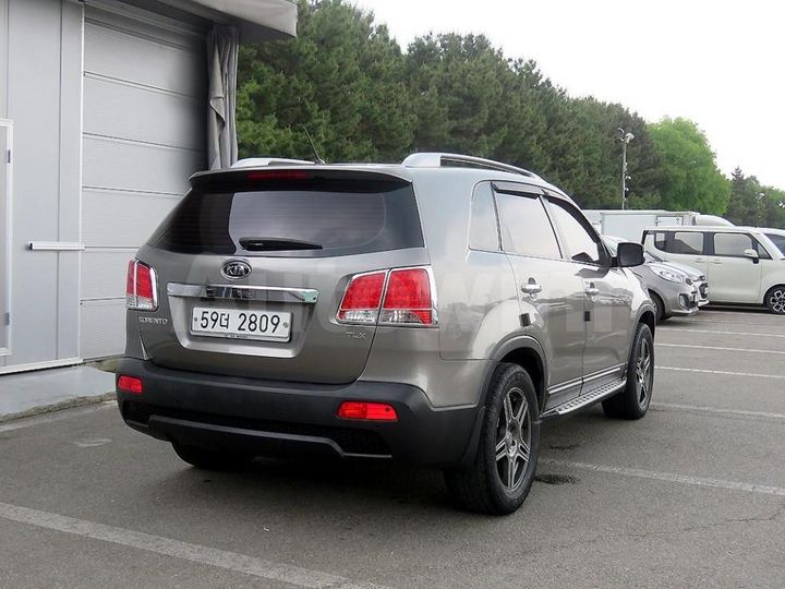 Kia Sorento 2010 — 4