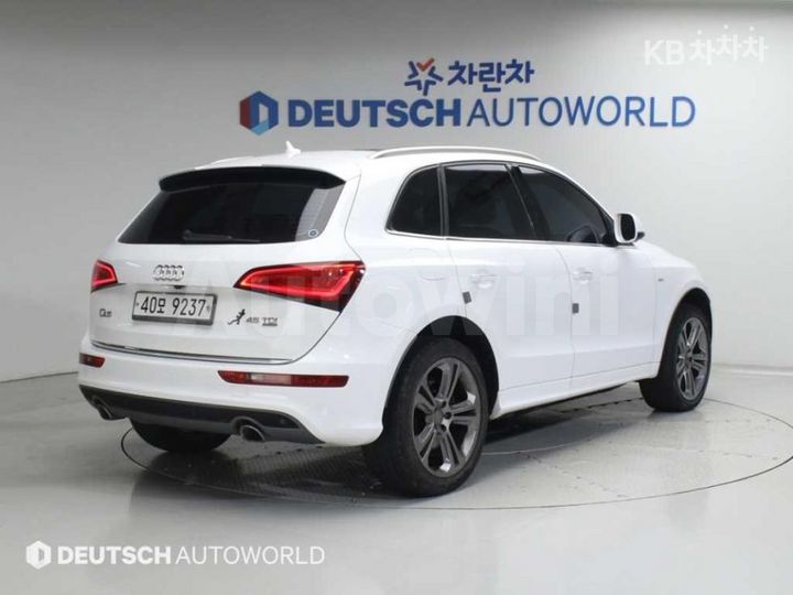 Audi Q5 2015 — 2