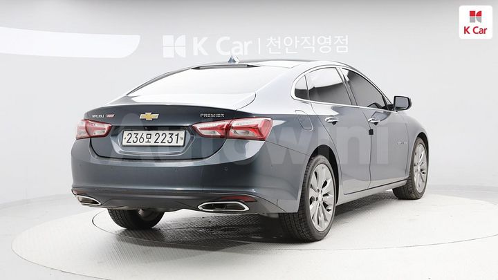 Chevrolet Malibu 2020 — 2