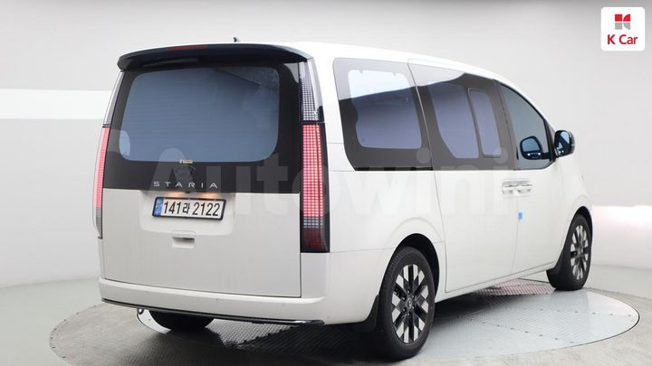 Hyundai Staria 2025 — 4