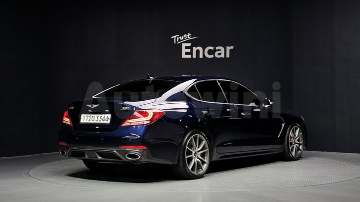 Genesis G70 2020 — 2