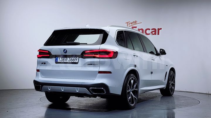 BMW X5 2022 — 2