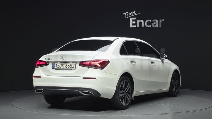 Mercedes Benz A Class 2021 — 2