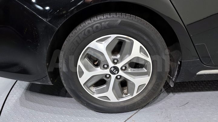Kia K5 2019 — 5