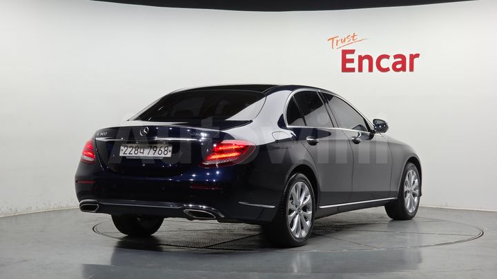 Mercedes Benz E Class 2019 — 2