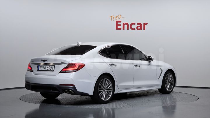 Genesis G70 2019 — 2