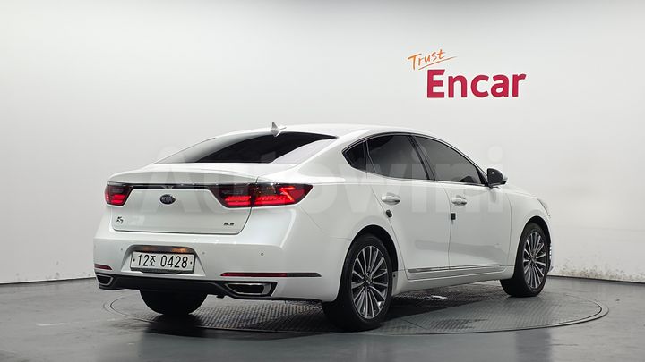 Kia K7 2016 — 2