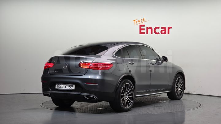 Mercedes Benz GLC Class 2017 — 2