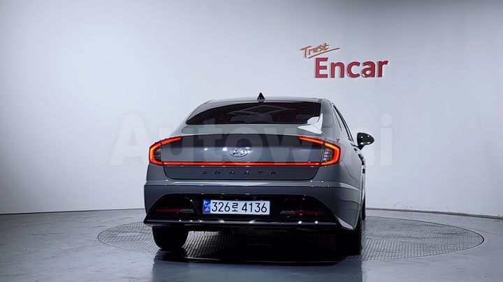 Hyundai Sonata 2022 — 4