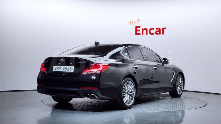 Genesis G70 2019 — 2