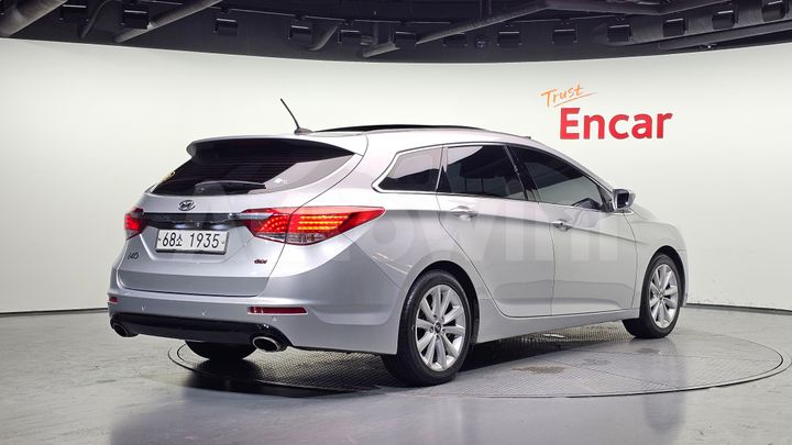 Hyundai i40 2012 — 2