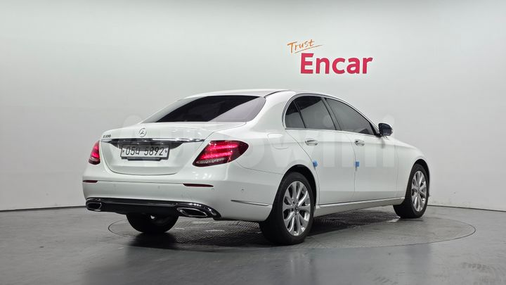 Mercedes Benz E Class 2019 — 2