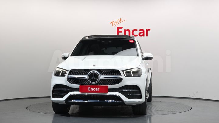 Mercedes Benz GLE Class 2023 — 3