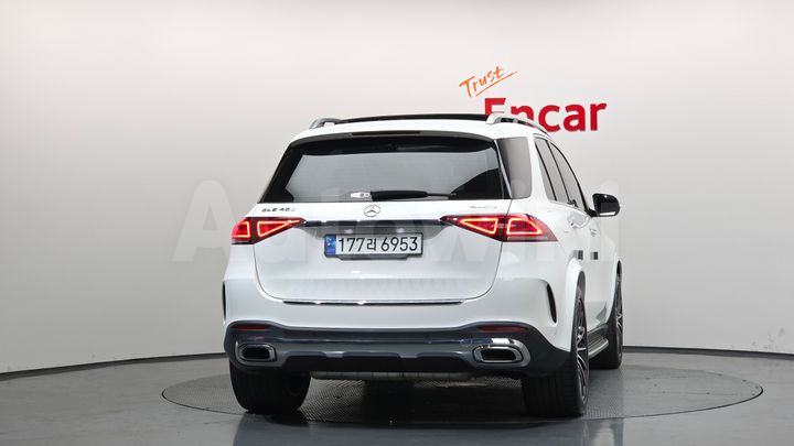 Mercedes Benz GLE Class 2023 — 4