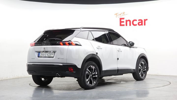 Peugeot 2008 2021 — 2
