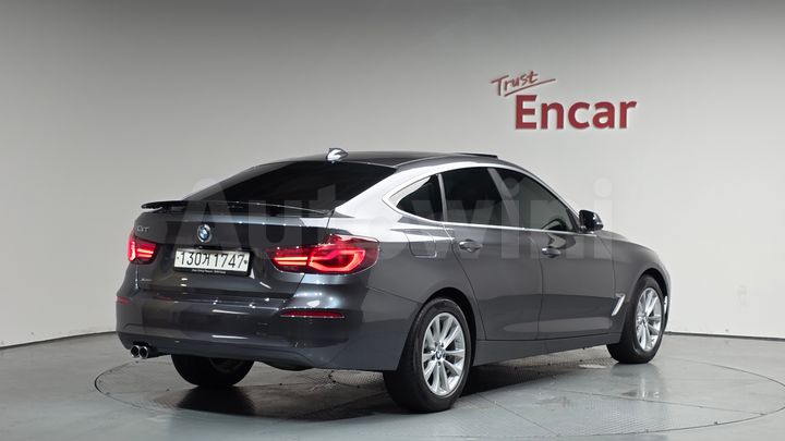 BMW 3 Series 2021 — 2