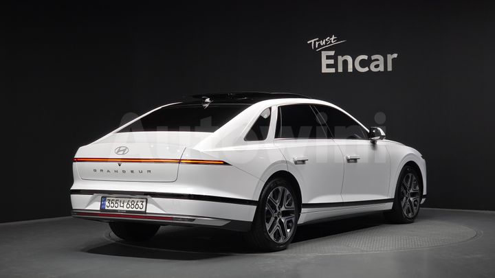 Hyundai Grandeur 2025 — 2