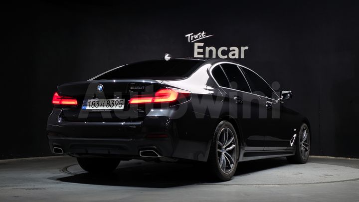 BMW 5 Series 2022 — 2