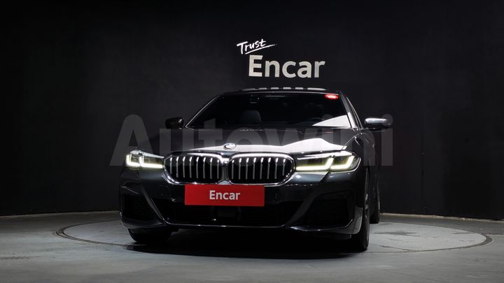 BMW 5 Series 2022 — 3