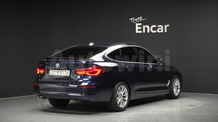 BMW 3 Series 2020 — 2