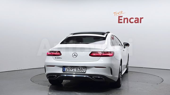 Mercedes Benz E Class 2019 — 3