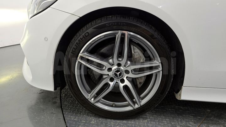 Mercedes Benz E Class 2019 — 4