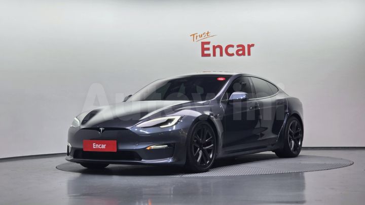 Tesla Model S 2023 — 2