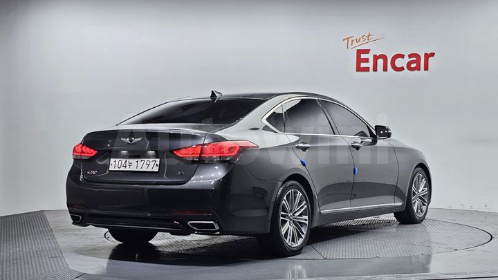 Genesis G80 2018 — 2