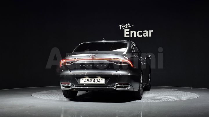 Hyundai Grandeur 2021 — 4