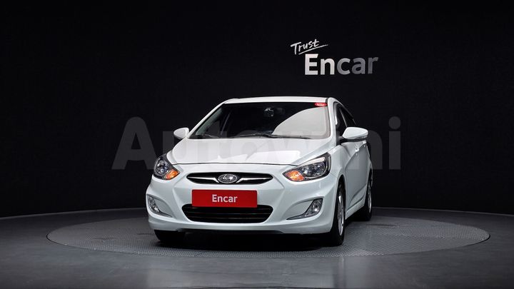 Hyundai Accent 2011 — 3