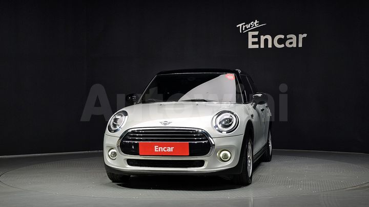 Mini Cooper 2020 — 4