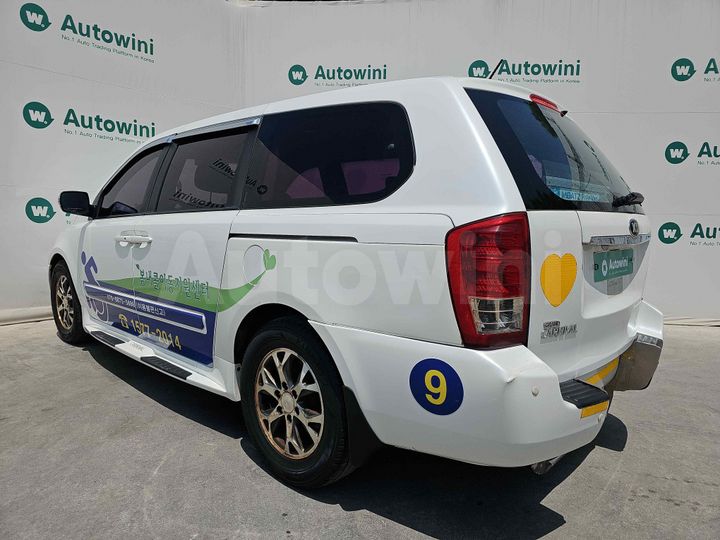Kia Carnival 2014 — 3