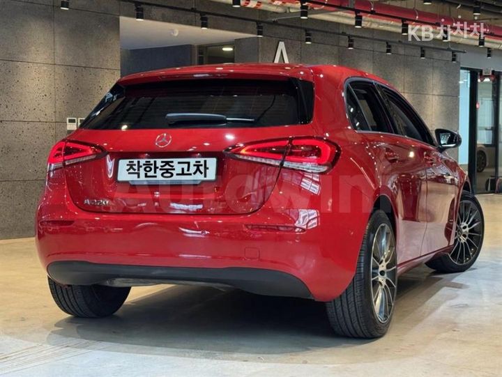 Mercedes Benz A Class 2019 — 3