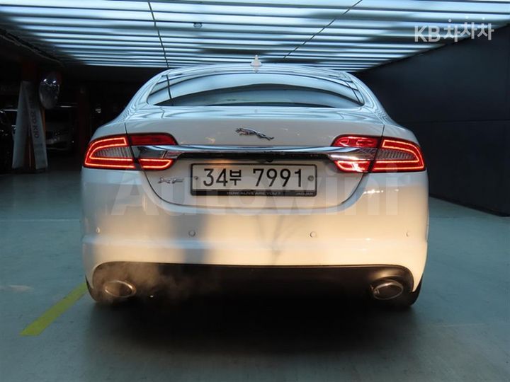 Jaguar XF 2014 — 3