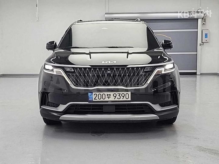 Kia Carnival 2023 — 3