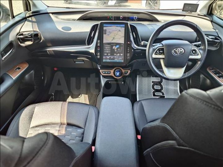 Toyota Prius 2017 — 3